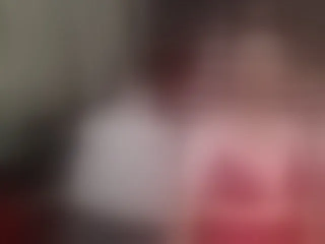 Live sex webcam photo for kellysurfing #293439159