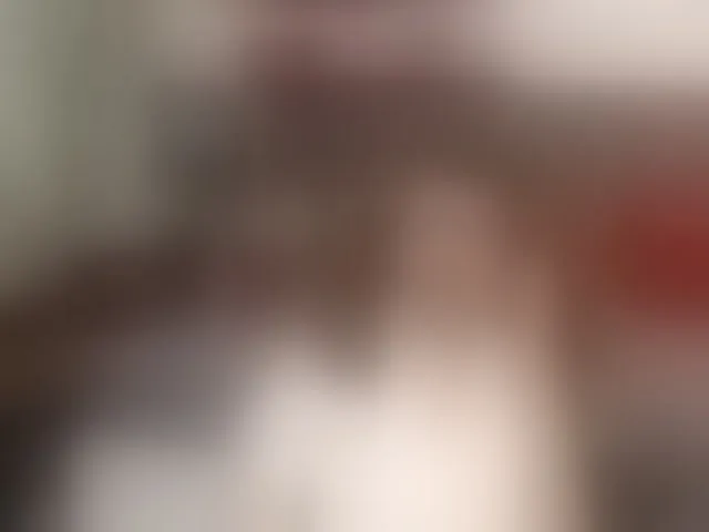 Live sex webcam photo for kellysurfing #293552077