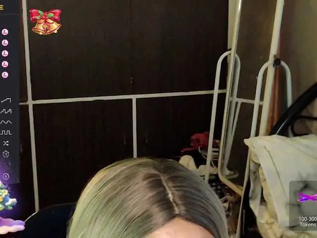 Live sex webcam photo for kellyxxxx #277018403