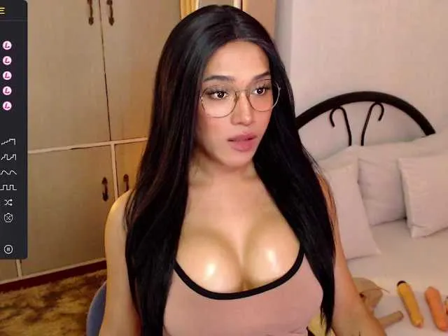 Live sex webcam photo for kellyxxxx #292062604