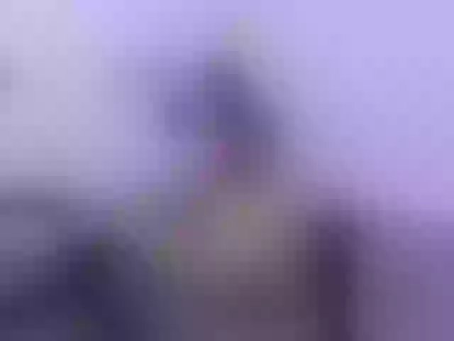 Live sex webcam photo for kendall-jenn #273793780