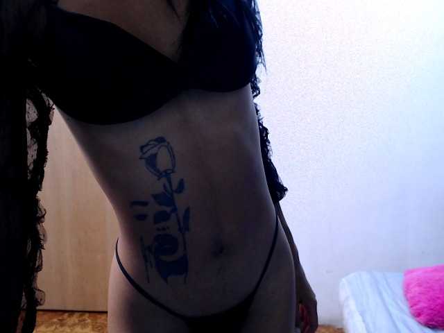 Live sex webcam photo for kendallfuck #272277365