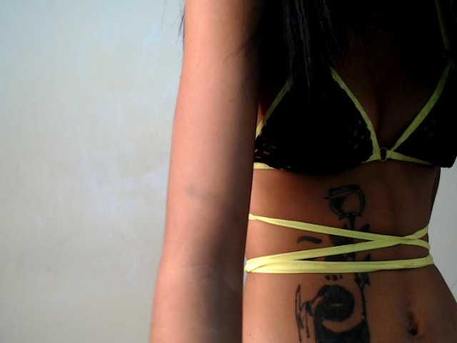 Live sex webcam photo for kendallfuck #273247359