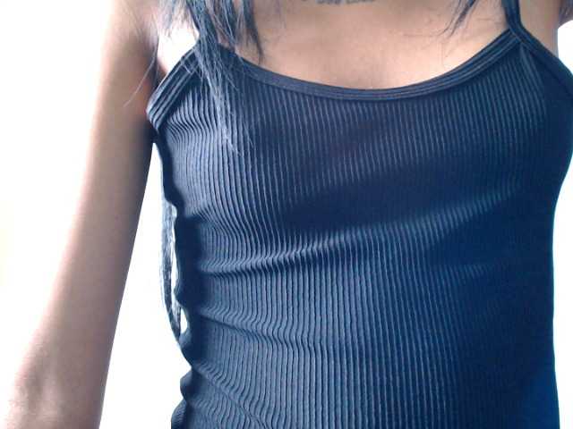 Live sex webcam photo for kendallfuck #273520937