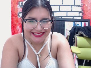 Live sex webcam photo for kendallsweet #124712274