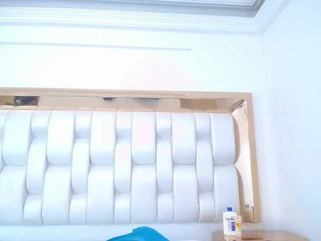 Live sex webcam photo for kendra-smith #273678613