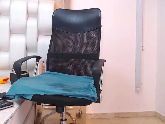 Live sex webcam photo for kendra-smith #274261301