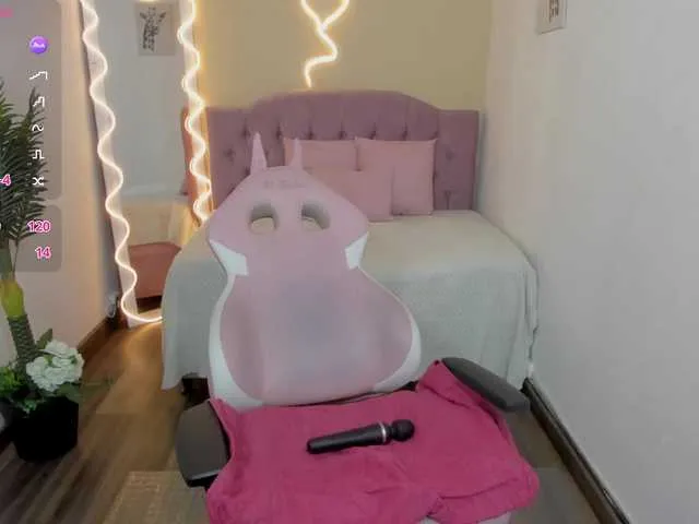 Live sex webcam photo for kendra-tay #290358764