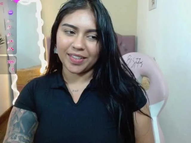 Live sex webcam photo for kendra-tay #290762868