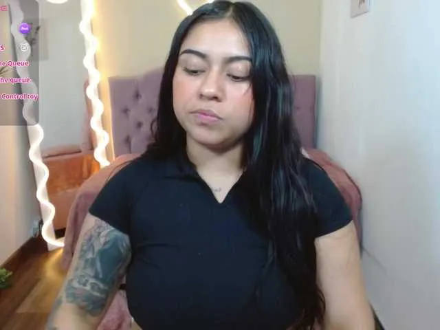 Live sex webcam photo for kendra-tay #290886971