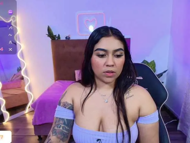 Live sex webcam photo for kendra-tay #291375900