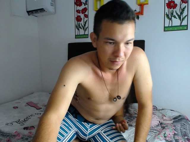 Live sex webcam photo for kenianaxel #273837530