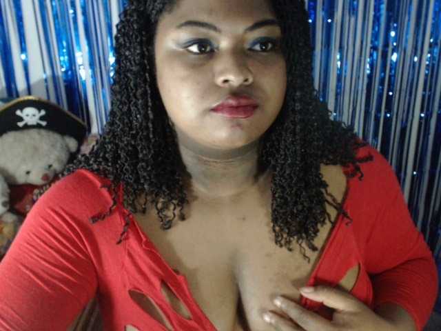 Live sex webcam photo for kennia10 #271772009