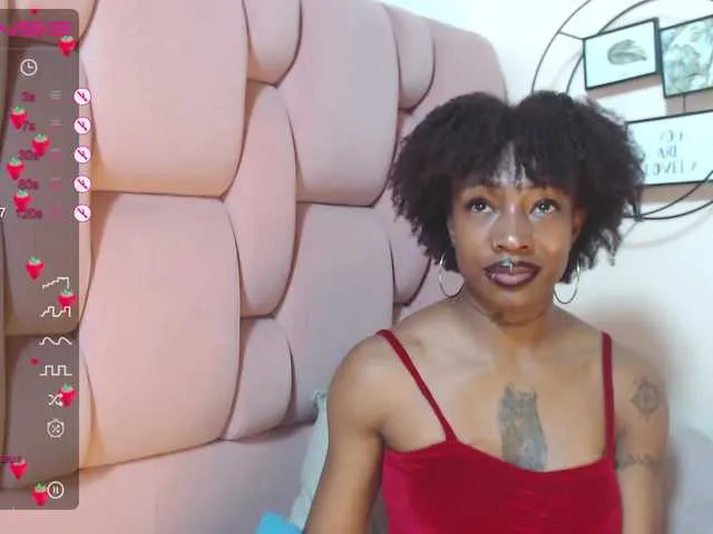 Live sex webcam photo for kennyyaa #275698165