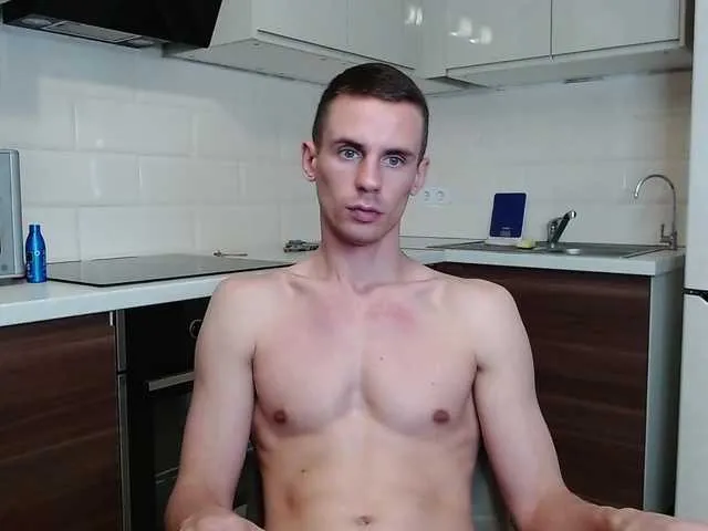 Live sex webcam photo for kevinlarsen99 #276419719