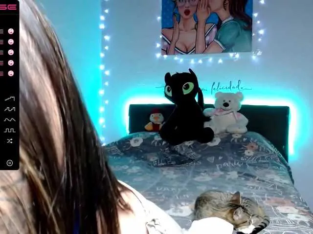 Live sex webcam photo for keyd-lm #271990344