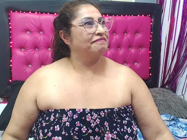 Live sex webcam photo for keyla01 #272910171