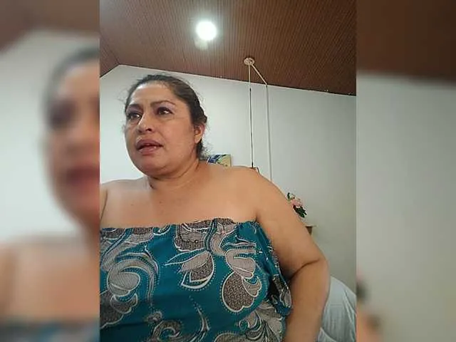 Live sex webcam photo for keyla01 #273563980