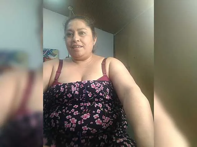 Live sex webcam photo for keyla01 #273658908