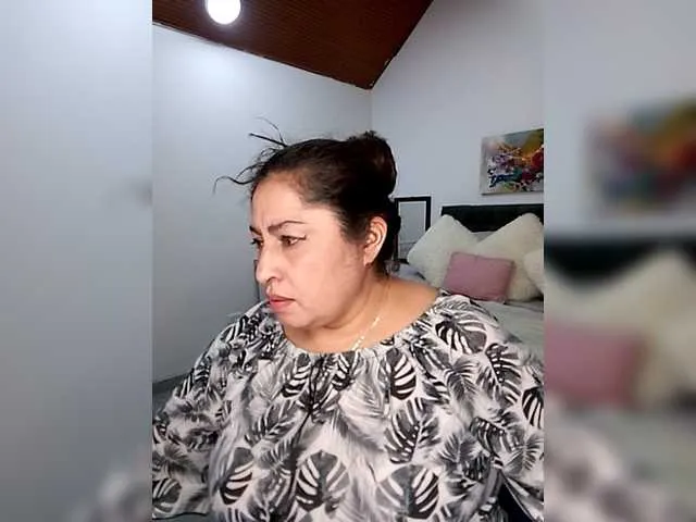 Live sex webcam photo for keyla01 #273837772