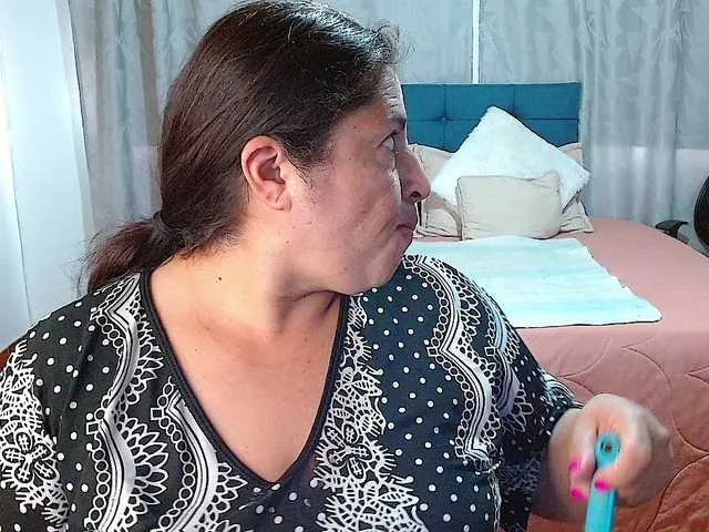 Live sex webcam photo for keyla01 #275606855