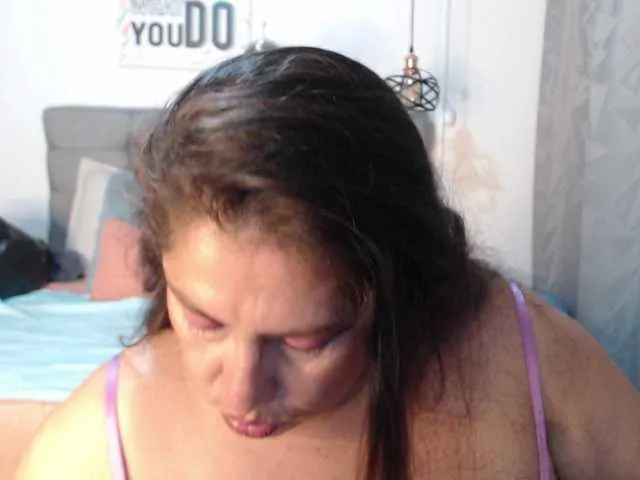 Live sex webcam photo for keyla01 #275679301