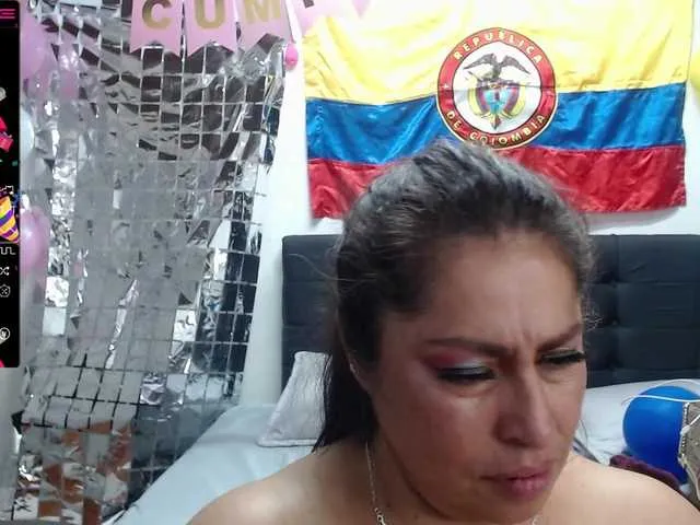 Live sex webcam photo for keyla01 #275761390