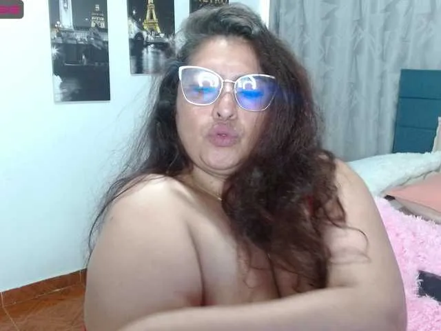 Live sex webcam photo for keyla01 #276057640