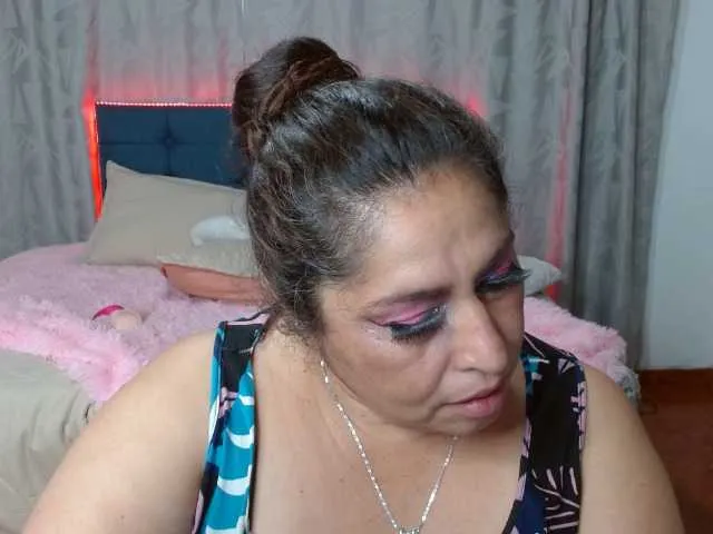 Live sex webcam photo for keyla01 #276097704