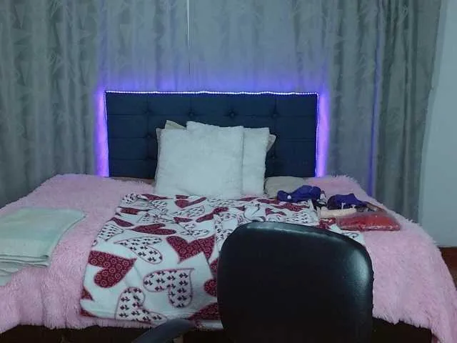 Live sex webcam photo for keyla01 #276141436