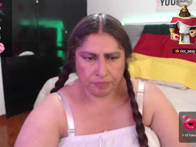 Live sex webcam photo for keyla01 #276293641