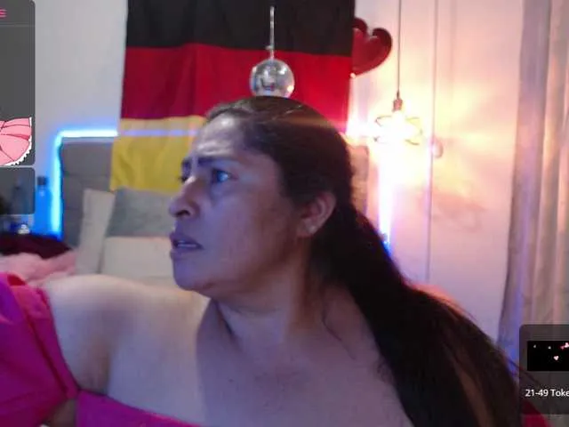 Live sex webcam photo for keyla01 #276301452