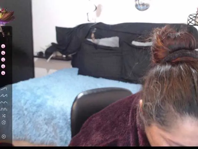 Live sex webcam photo for keyla01 #276586042