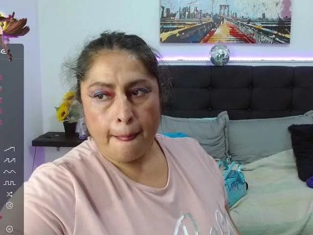 Live sex webcam photo for keyla01 #276646774