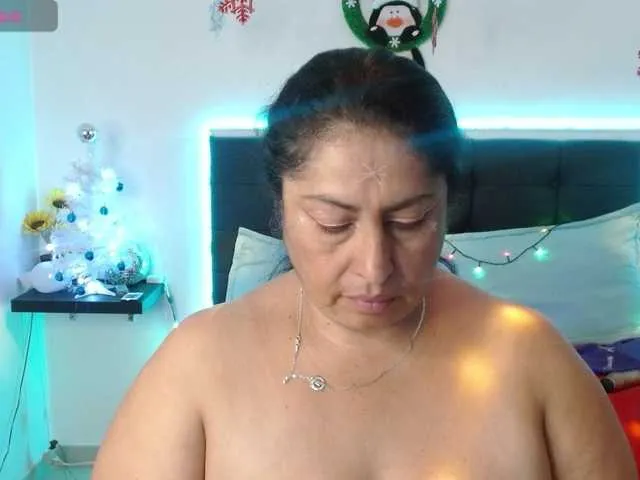 Live sex webcam photo for keyla01 #276972281