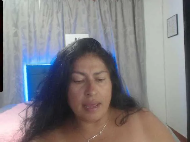 Live sex webcam photo for keyla01 #277031685