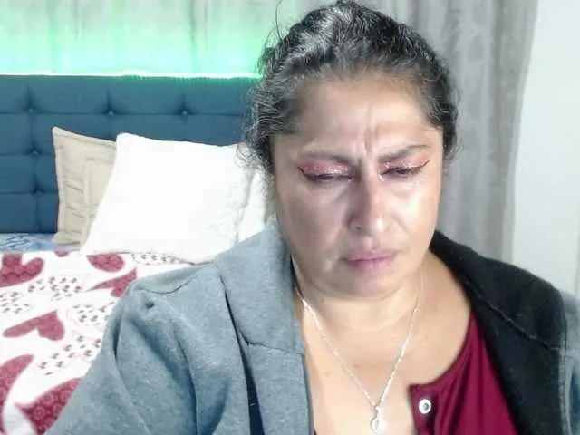 Live sex webcam photo for keyla01 #277242035