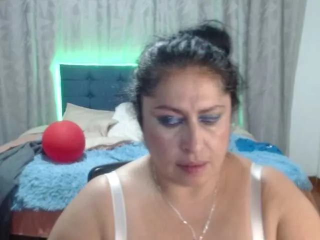 Live sex webcam photo for keyla01 #277363065