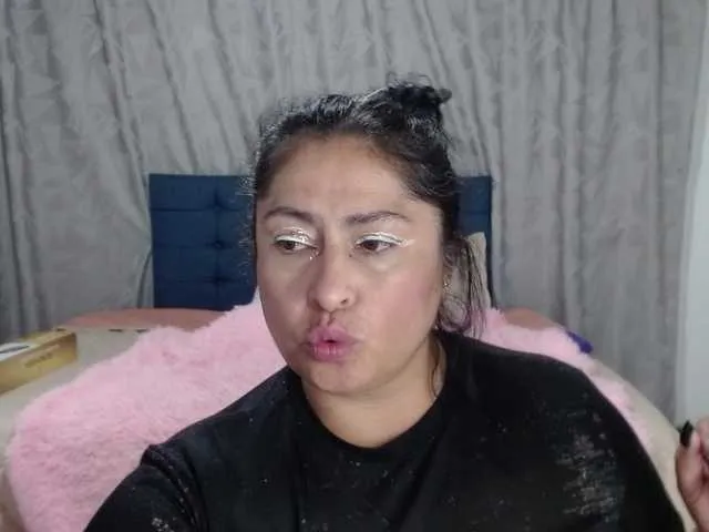 Live sex webcam photo for keyla01 #277451379