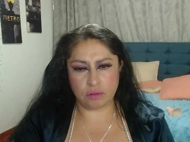 Live sex webcam photo for keyla01 #277492762