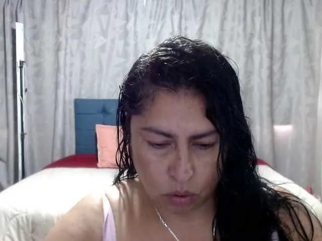 Live sex webcam photo for keyla01 #277792018