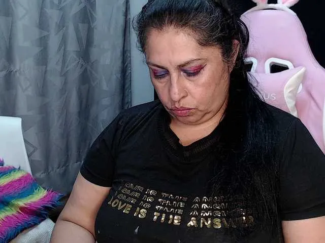 Live sex webcam photo for keyla01 #278125482