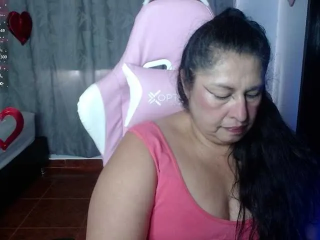 Live sex webcam photo for keyla01 #290474528