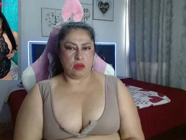 Live sex webcam photo for keyla01 #291022875