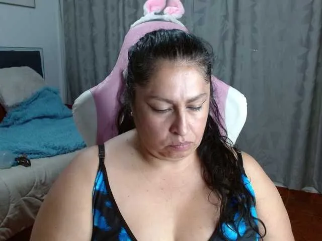 Live sex webcam photo for keyla01 #291156097