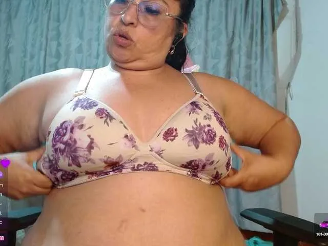 Live sex webcam photo for keyla01 #291349592