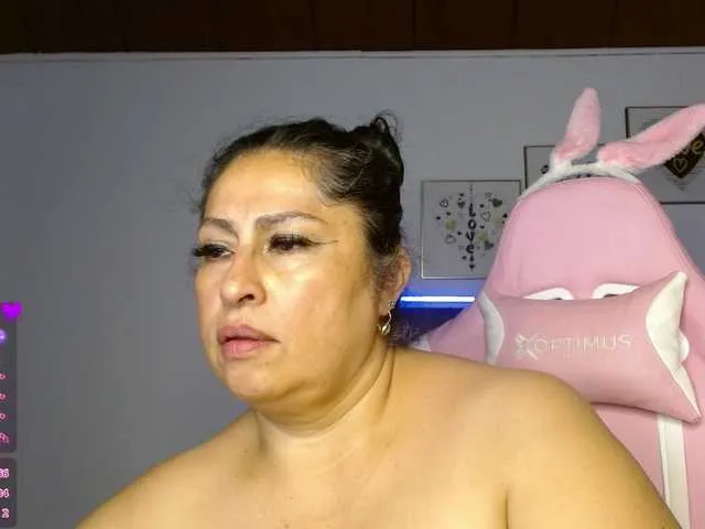 Live sex webcam photo for keyla01 #291363845