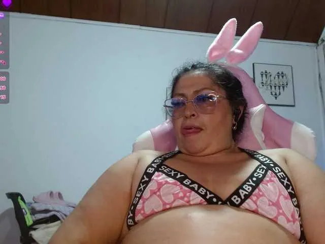 Live sex webcam photo for keyla01 #291540607