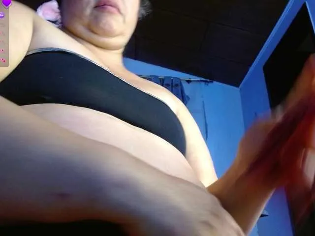 Live sex webcam photo for keyla01 #291572817