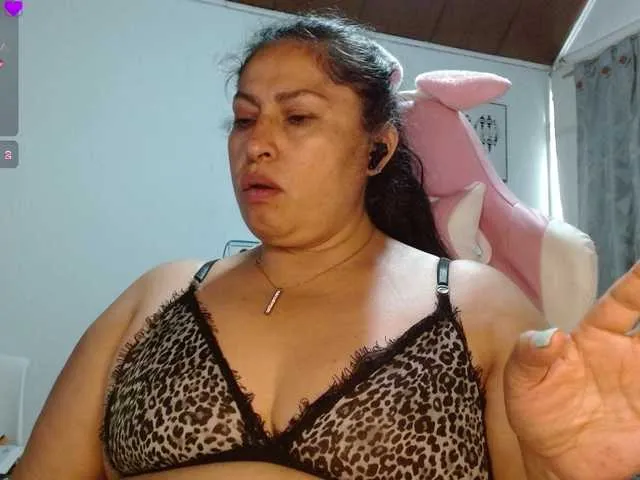 Live sex webcam photo for keyla01 #291727691